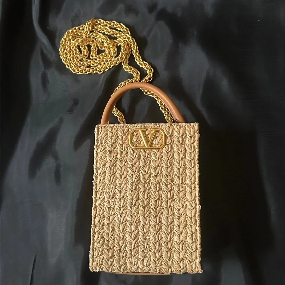 Valentino Garavani VLogo North-South Raffia  Woven Pouch Bag with Chain - Picture 5 of 10